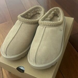 Ugg Tasman